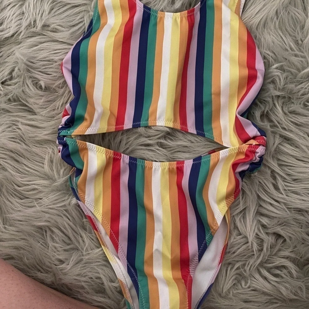 KENDALL & KYLIE multi colored swimsuit - Picture 6 of 6